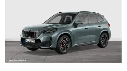 Neu BMW iX1 M Sport 230 kW (313 PS) 2026 Cape york grün metallic SUV
