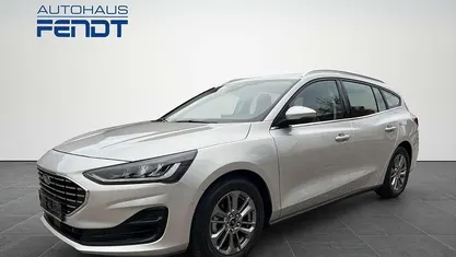 Silber Gebraucht 2022 Ford Focus Titanium Kombi | 18.990 € (Fairer Preis)