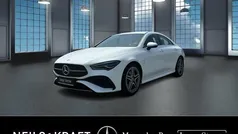 Polarweiß Gebraucht 2024 Mercedes CLA180 AMG Limousine | 34.880 € (Fairer Preis)