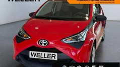 Rot Gebraucht 2021 Toyota Aygo Kleinwagen | 10.480 € (Fairer Preis)