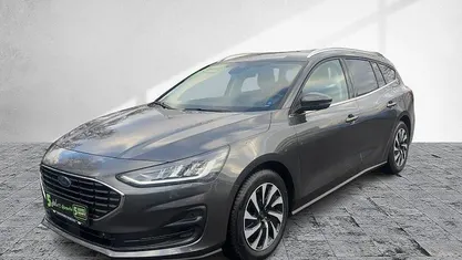 Grau Gebraucht 2025 Ford Focus ST Kombi | 22.970 € (Superpreis)