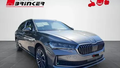Neu Skoda Superb LAURIN & KLEMENT 2026 Graphitegrau metallic Kombi