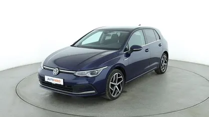 Gebraucht VW Golf VIII Style 150 PS (110 kW) 2022 Blau Limousine