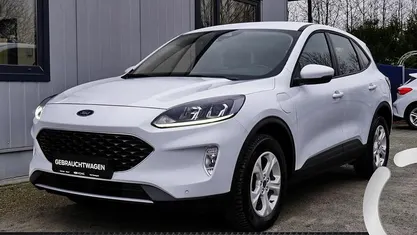 Gebraucht Ford Kuga Cool & Connect 224 PS (164 kW) 2022 Weiß SUV