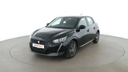 Gebraucht Peugeot 208 Active 75 PS (55 kW) 2022 Schwarz Kleinwagen