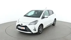 Weiß Gebraucht 2020 Toyota Yaris Team Limousine | 13.760 € (Fairer Preis)