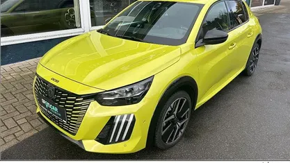 Gelb Gebraucht 2024 Peugeot 208 GT Kleinwagen | 20.570 € (Fairer Preis)