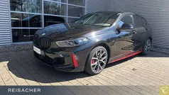 Saphirschwarz metallic Gebraucht 2024 BMW 128 M Sport Limousine | 36.990 € (Fairer Preis)