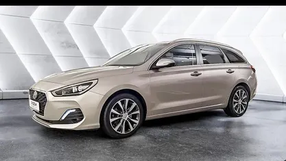 Gebraucht 2019 Hyundai i30 Premium Kombi | 17.490 € (Fairer Preis)