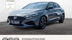 Grau Gebraucht 2021 Hyundai i30 N Line Limousine | 21.450 € (Fairer Preis)