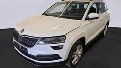 Moonweiß metallic Gebraucht 2022 Skoda Karoq Style SUV | 25.959 € (Fairer Preis)