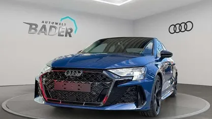 Blau Gebraucht 2025 Audi RS3 Sport Limousine | 66.930 € (Fairer Preis)