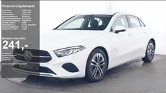 Gebraucht 2024 Mercedes A200 Progressive Kleinwagen | 29.720 € (Fairer Preis)