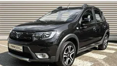Schwarz Gebraucht 2020 Dacia Sandero Celebration Kleinwagen | 13.390 € (Fairer Preis)