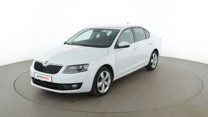 Gebraucht Skoda Octavia Style 150 PS (110 kW) 2015 Weiß Kombi