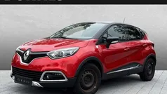 Rot (rot / schwarz) Gebraucht 2015 Renault Captur SUV | 10.895 € (Fairer Preis)