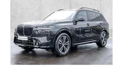 Gebraucht BMW X7 M Sport 352 PS (258 kW) 2023 SUV