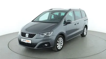 Grau Gebraucht 2022 Seat Alhambra Style Van / Kleinbus | 29.660 € (Fairer Preis)
