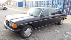 Schwarz Gebraucht 1978 Mercedes 250 Limousine | 9.950 €