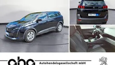 Schwarz Gebraucht 2023 Peugeot 5008 Active Van / Kleinbus | 24.860 € (Guter Preis)