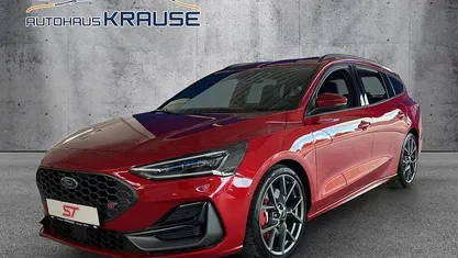Gebraucht 2025 Ford Focus ST Limousine | 46.599 €