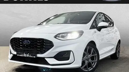Weiß (frozen white) Gebraucht 2022 Ford Fiesta ST-Line Kleinwagen | 19.280 € (Etwas zu teuer)