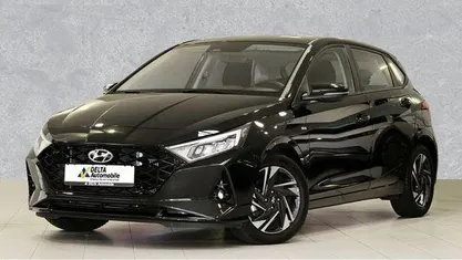 Gebraucht Hyundai i20 Trend 101 PS (74 kW) 2023 Aurora grey / met Limousine