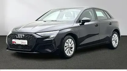 Gebraucht Audi A3 Sportback e-tron Business 204 PS (150 kW) 2023 Brillantschwarz Kleinwagen