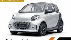 Weiß Gebraucht 2024 Smart ForTwo Electric Drive Exclusive Kleinwagen | 16.500 € (Fairer Preis)