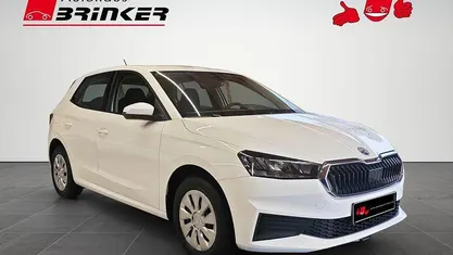 Weiss Gebraucht 2022 Skoda Fabia Active Limousine | 13.530 € (Fairer Preis)