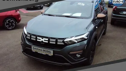 Neu Dacia Jogger Extreme 101 PS (74 kW) 2025 Grün schwarz Van / Kleinbus