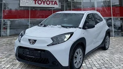 Gebraucht Toyota Aygo X Play 72 PS (52 kW) 2023 Weiß SUV