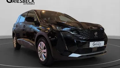 Schwarz Gebraucht 2023 Peugeot 5008 Active Van / Kleinbus | 24.990 € (Guter Preis)