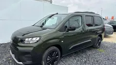 Grün toscana met 550 Neu 2025 Fiat Doblò Style Van / Kleinbus | 27.850 € (Fairer Preis)