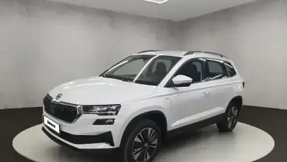 Gebraucht Skoda Karoq 150 PS (110 kW) 2022 Moonweiß perleffekt / moonweiss metallic SUV