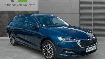 Gebraucht Skoda Octavia Clever 150 PS (110 kW) 2022 Blau Kombi