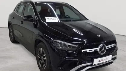 Gebraucht Mercedes GLA200 150 PS (110 kW) 2023 Nachtschwarz SUV