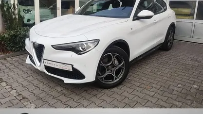Weiß Gebraucht 2022 Alfa Romeo Stelvio Ti SUV | 29.850 € (Superpreis)