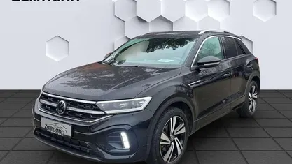 Schwarz Gebraucht 2024 VW T-Roc R-line SUV | 32.428 € (Fairer Preis)