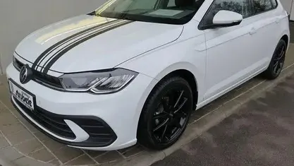 Weiß Gebraucht 2024 VW Polo Life Limousine | 19.990 € (Fairer Preis)