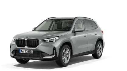 Gebraucht BMW X1 245 PS (180 kW) 2025 Space silber metallic SUV