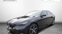 Schwarz Gebraucht 2025 BMW i5 M Sport Limousine | 67.950 € (Fairer Preis)