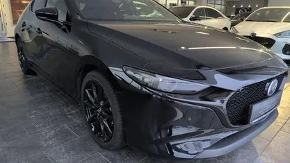 Schwarz Gebraucht 2023 Mazda 3 Selection Limousine | 24.990 € (Fairer Preis)
