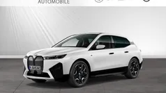 Gebraucht 2023 BMW iX Sport Line SUV | 71.593 € (Guter Preis)