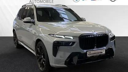 Gebraucht 2024 BMW X7 M Sport SUV | 89.900 € (Superpreis)