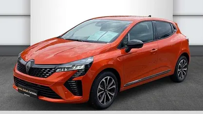 Gebraucht 2025 Renault Clio V Techno Limousine | 21.900 € (Fairer Preis)