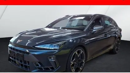 Grau Gebraucht 2025 Cupra Leon VZ Kombi | 39.885 € (Fairer Preis)