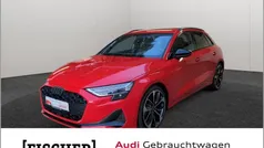Rot Gebraucht 2024 Audi A3 Sportback Advanced Kleinwagen | 37.876 € (Fairer Preis)