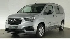 Kontrast grau Gebraucht 2023 Opel Combo-e Life XL Ultimate Van / Kleinbus | 28.924 € (Fairer Preis)