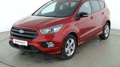 Usado Ford Kuga ST-Line 179 HP (131 kW) 2019 Vermelho SUV